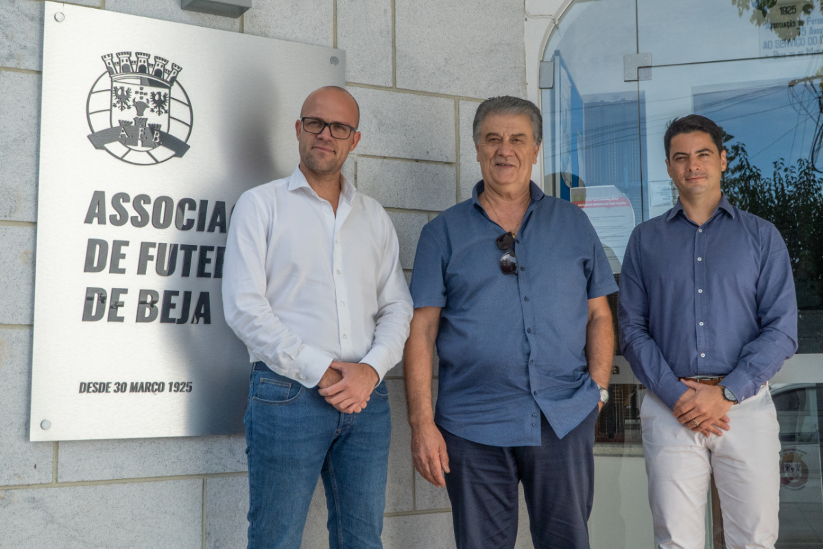 Presidentes os Conselhos de Arbitragem das Associações de Futebol do Algarve, Beja e Évora reunidos