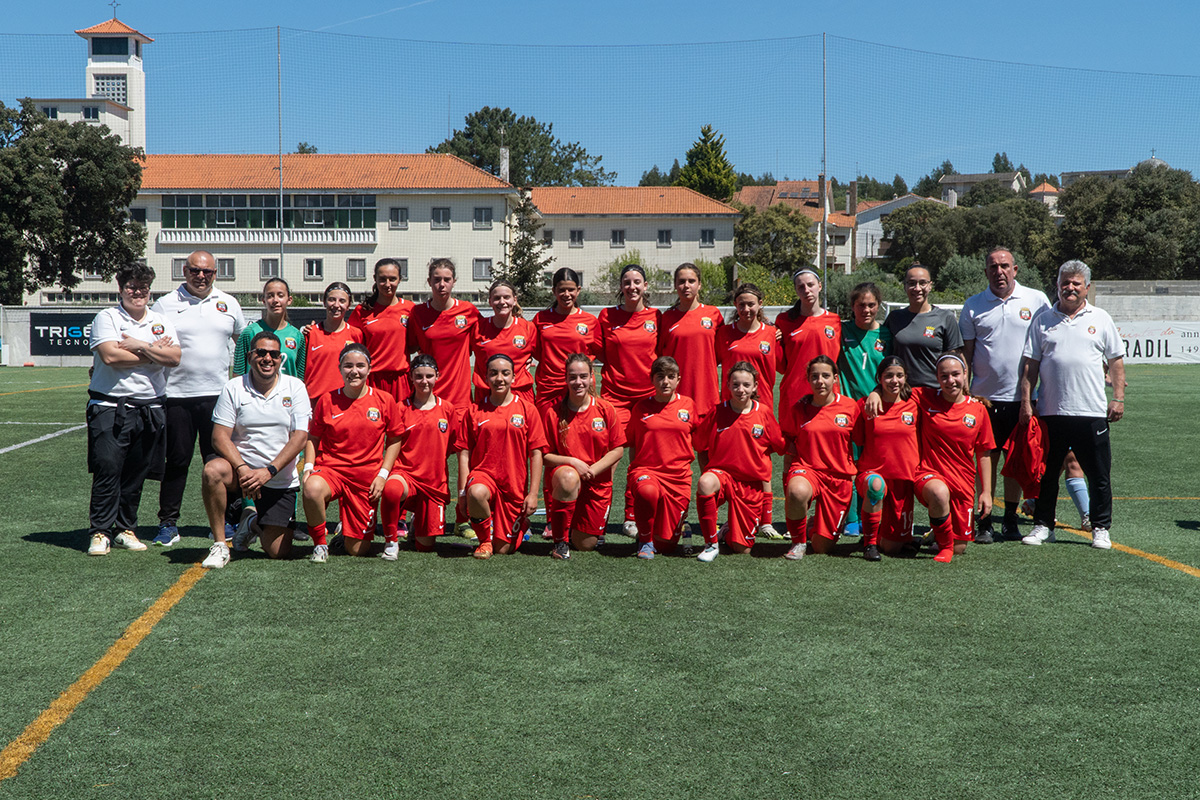 Seleção Distrital Feminina de Futebol Sub-16 fecha Interassociações na quarta posição da Liga de Bronze